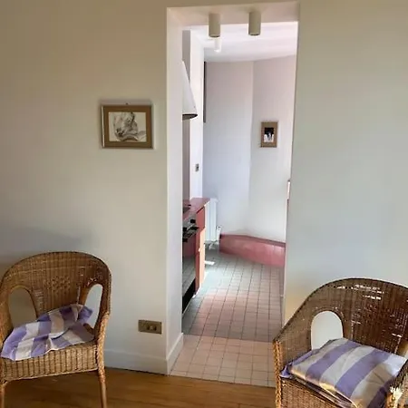 Un Fabuleux Decor Pour Un Chaleureux Appartamento Parigi